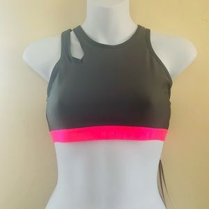 New Under Armour Sports Bra